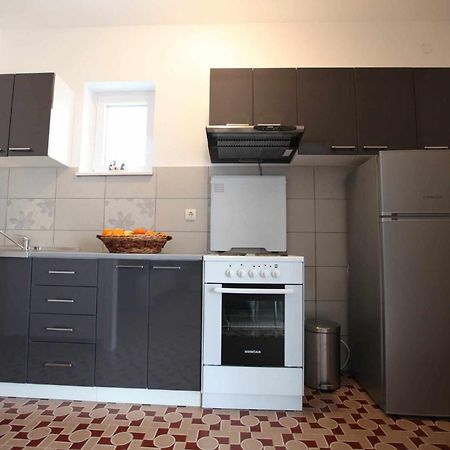 Apartmani Ivana โตรกีร์ ภายนอก รูปภาพ