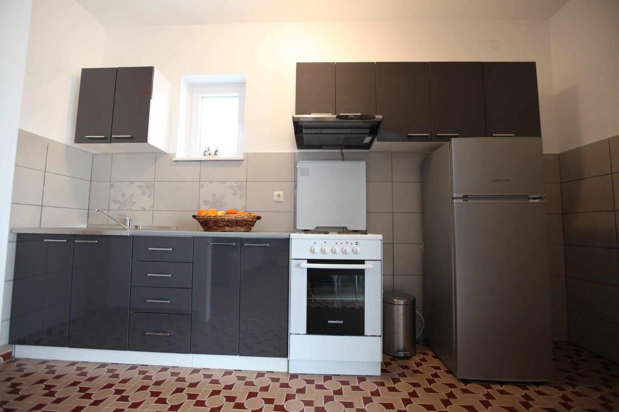 Apartmani Ivana โตรกีร์ ภายนอก รูปภาพ
