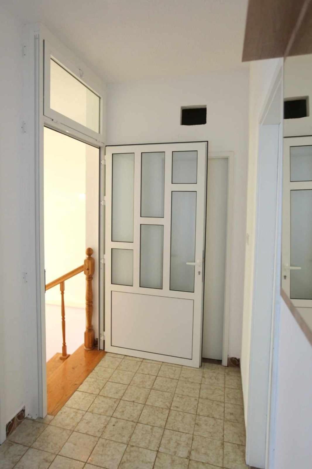 Apartmani Ivana โตรกีร์ ภายนอก รูปภาพ