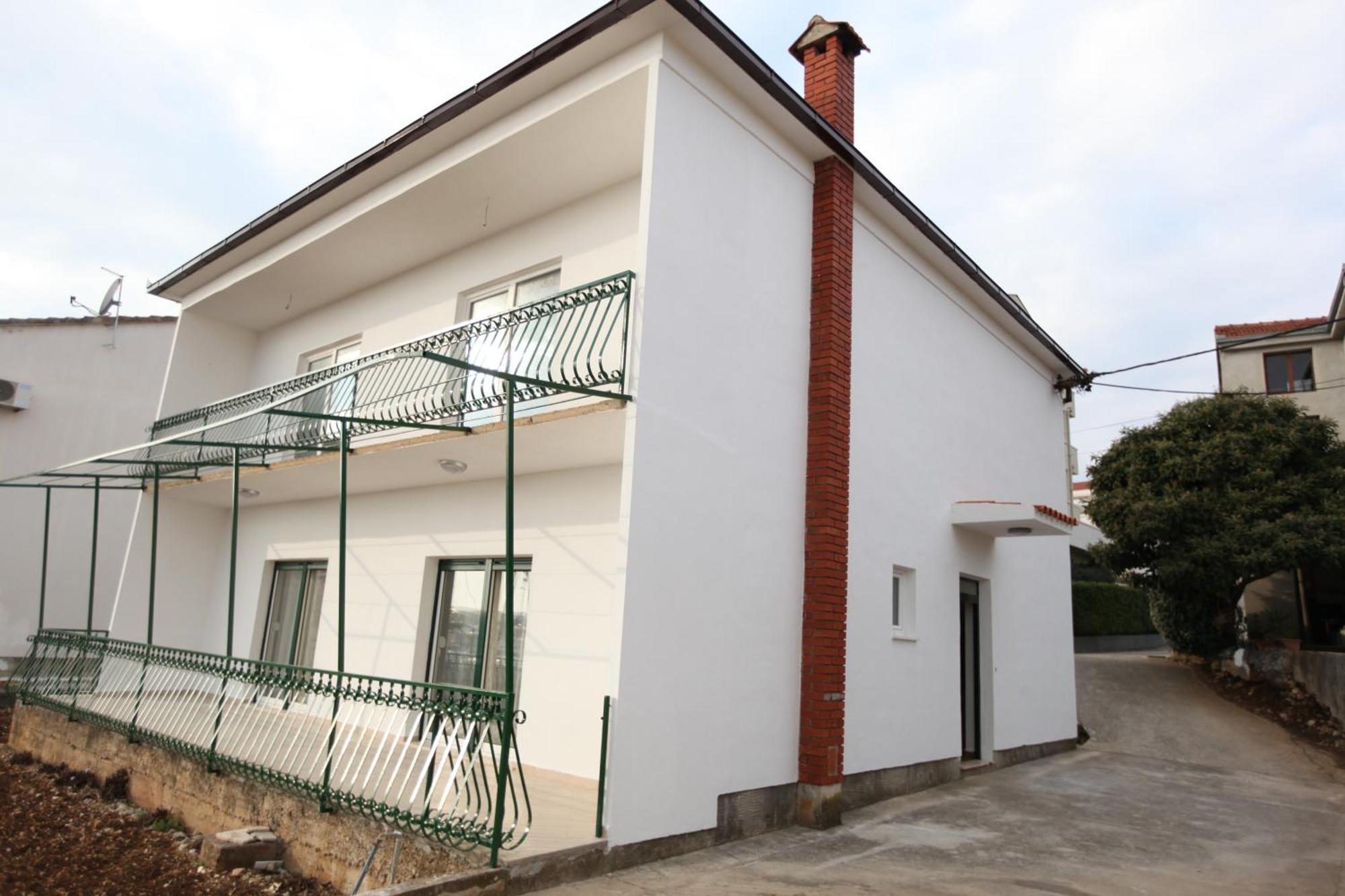 Apartmani Ivana โตรกีร์ ภายนอก รูปภาพ